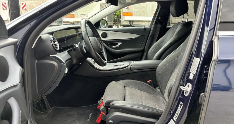 Mercedes-Benz Klasa E cena 214800 przebieg: 55974, rok produkcji 2021 z Kościerzyna małe 326